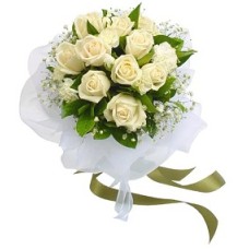 White Roses Bunch with White Packing